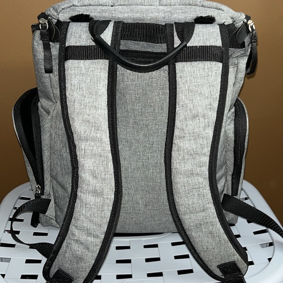 Diaper Backpack - Picture 6 of 9